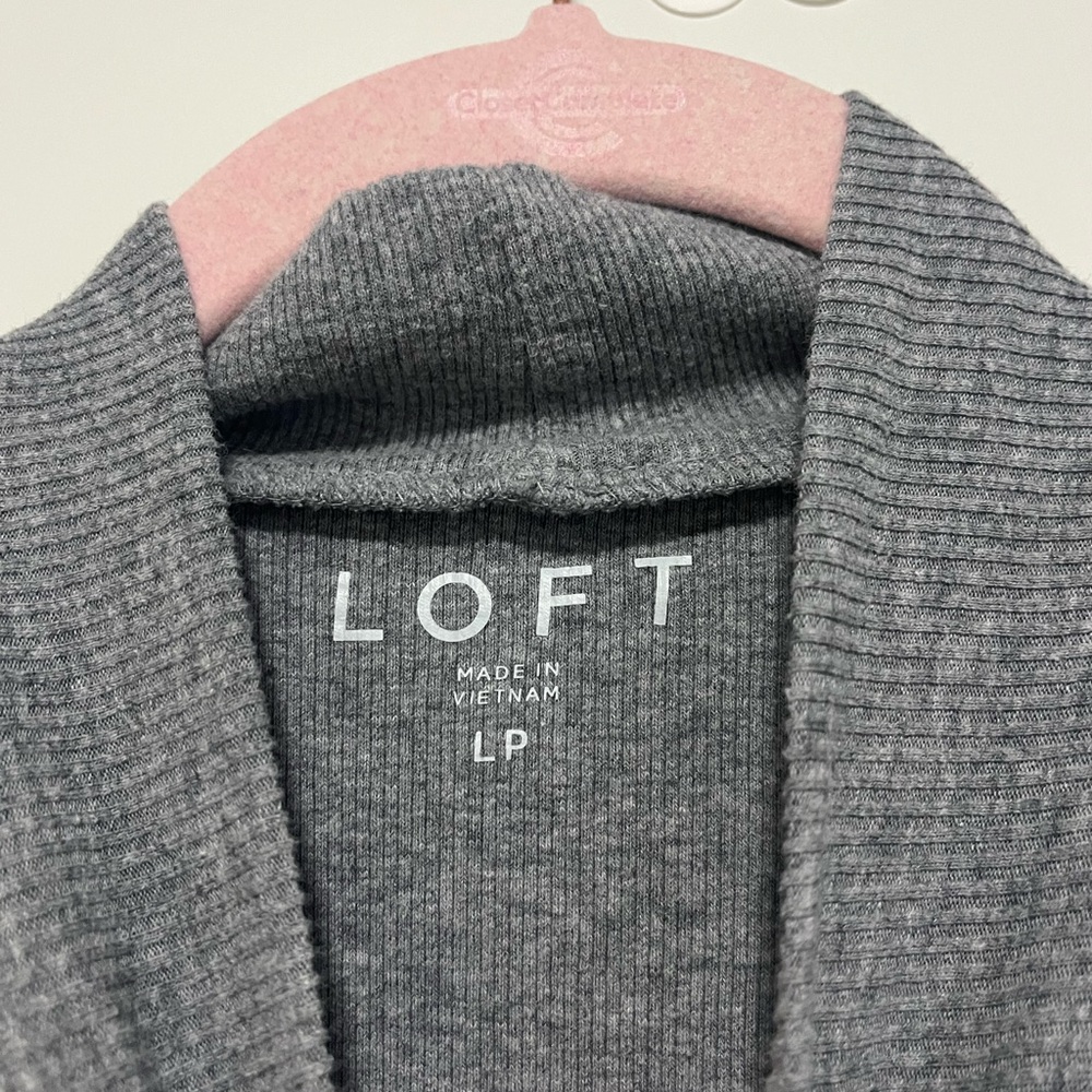 LOFT Ribbed Gray Knit Top - Picture 3 of 3